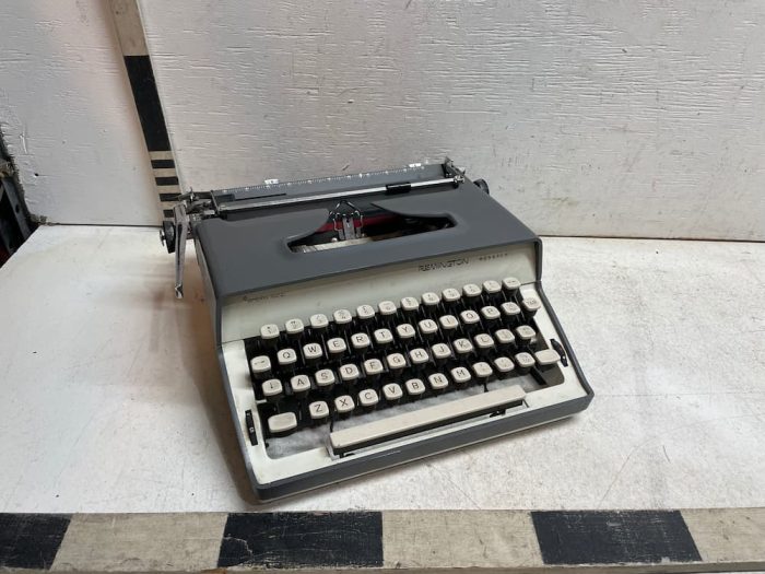 Retro typewriter