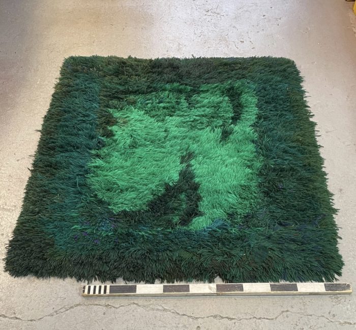 Rug