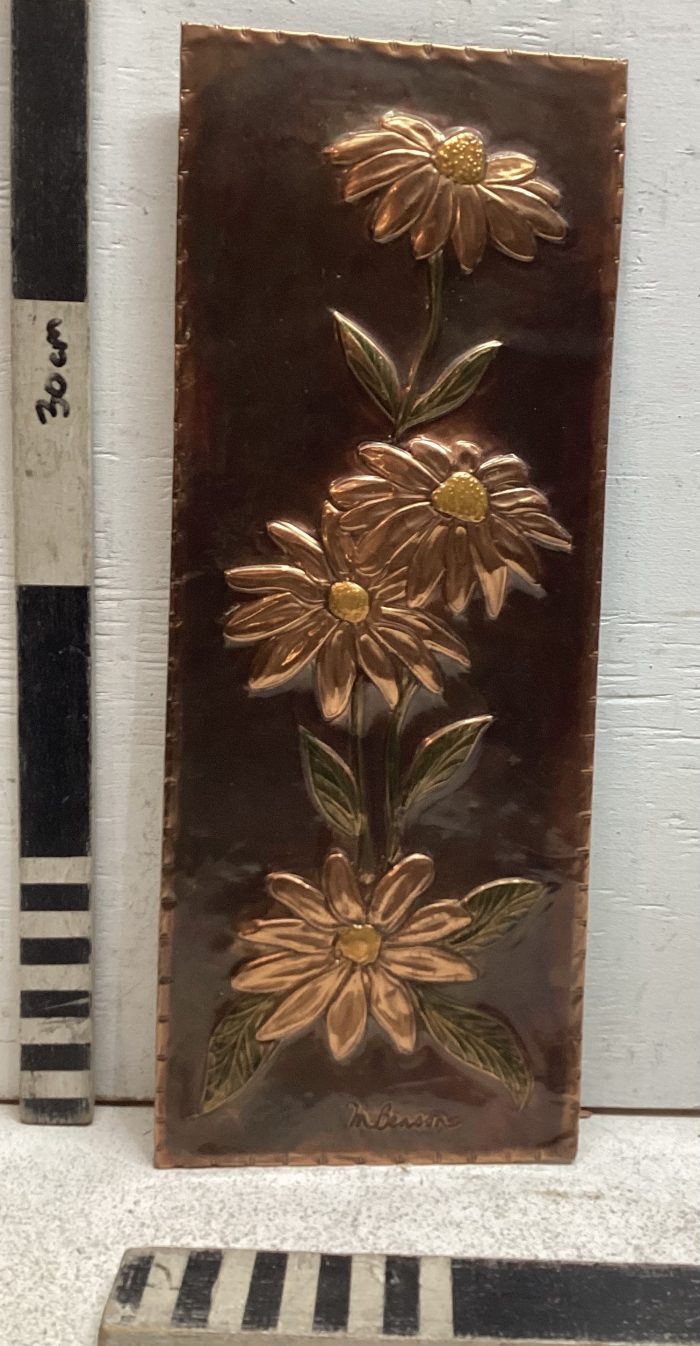 Copper art of daisies