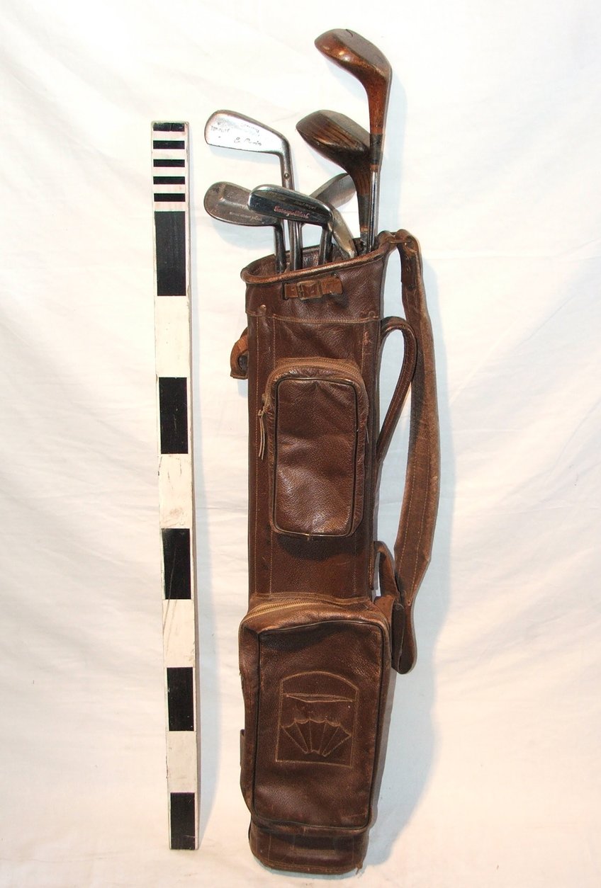 Vintage Golf Bag and Clubs – PropCo